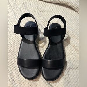 FINAL SALE $5 Black Women's Elastic Strap Sandals